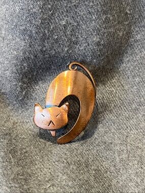 Orb Hand Wrought Copper Cat Brooch